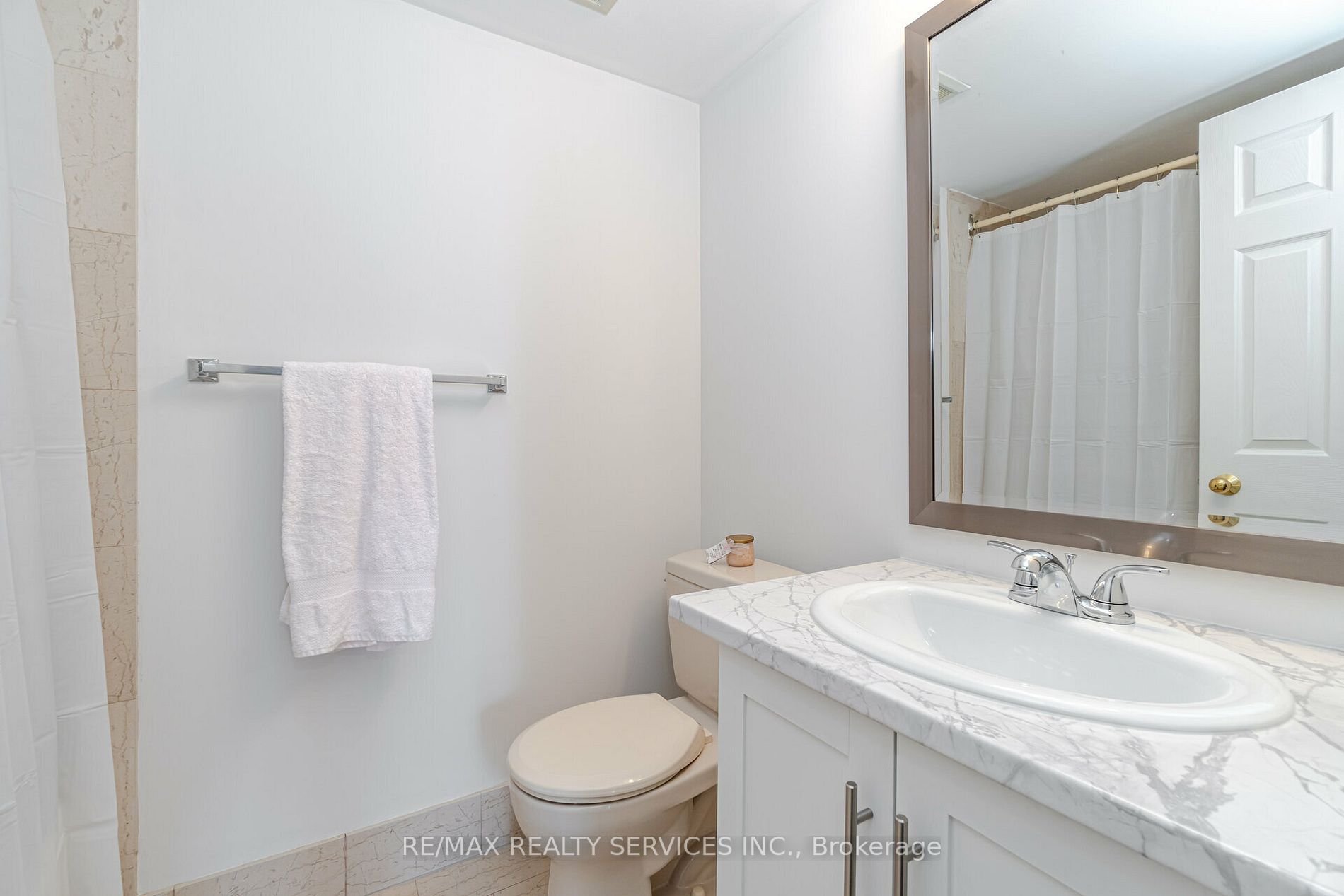 325 Webb Dr, #1004