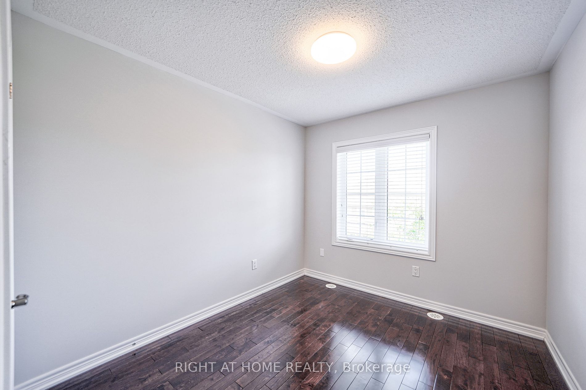 3074 Eberly Woods Drive