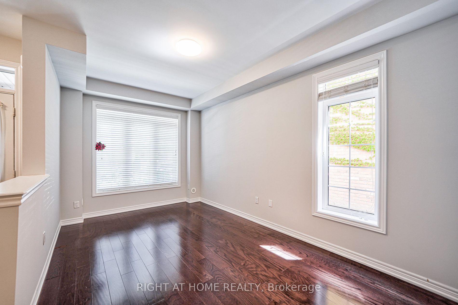 3074 Eberly Woods Drive