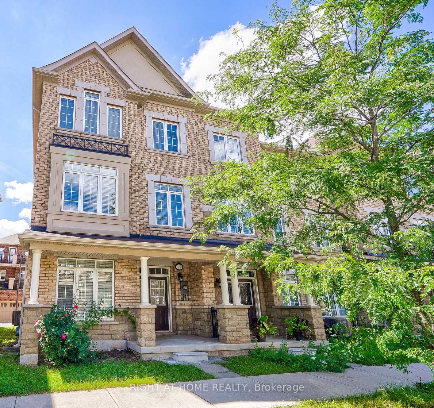 3074 Eberly Woods Drive