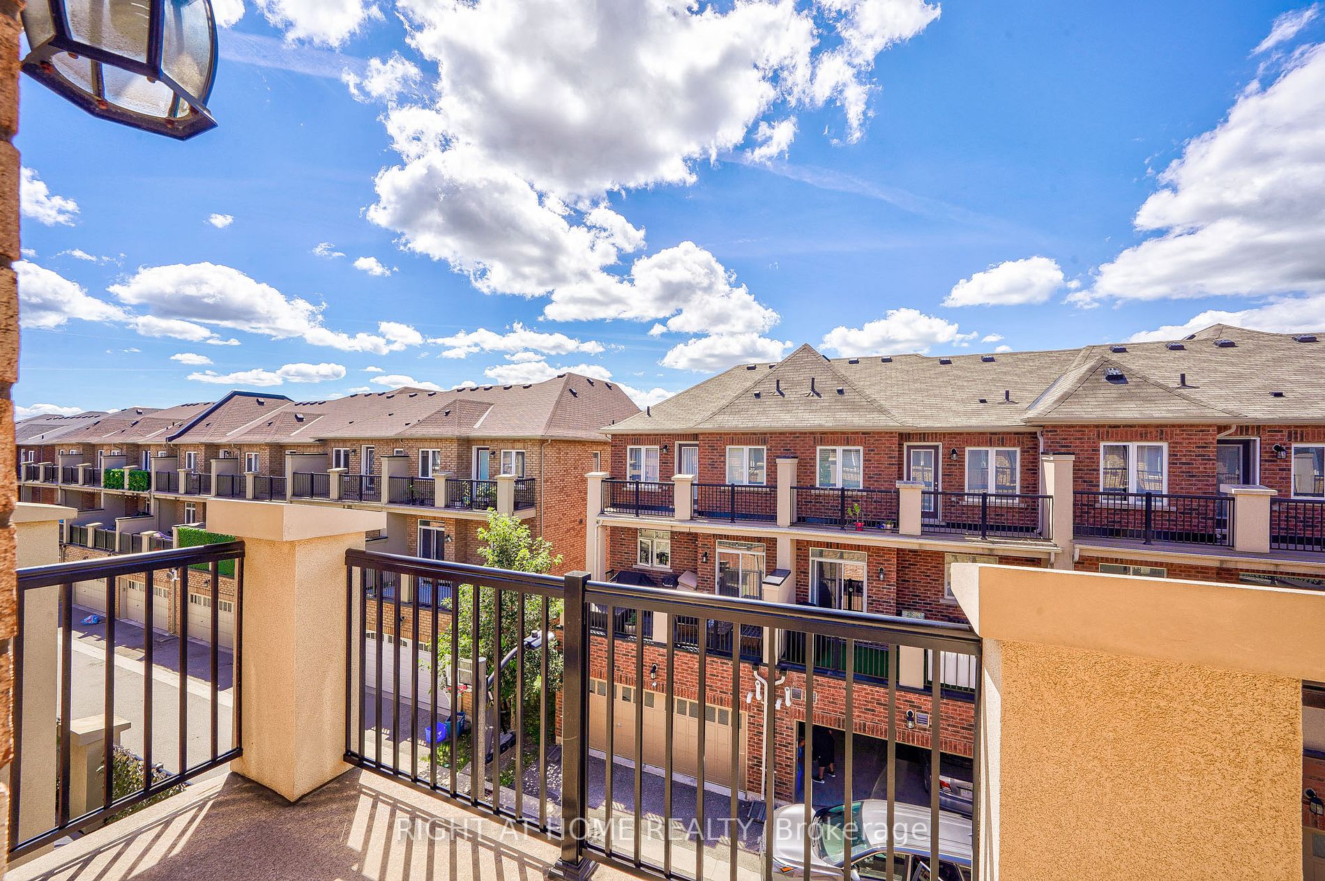 3074 Eberly Woods Drive