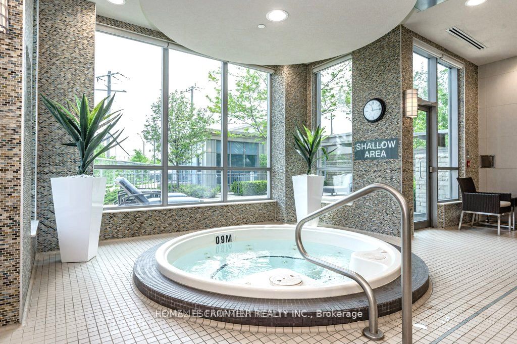 15 Viking Lane, #2710