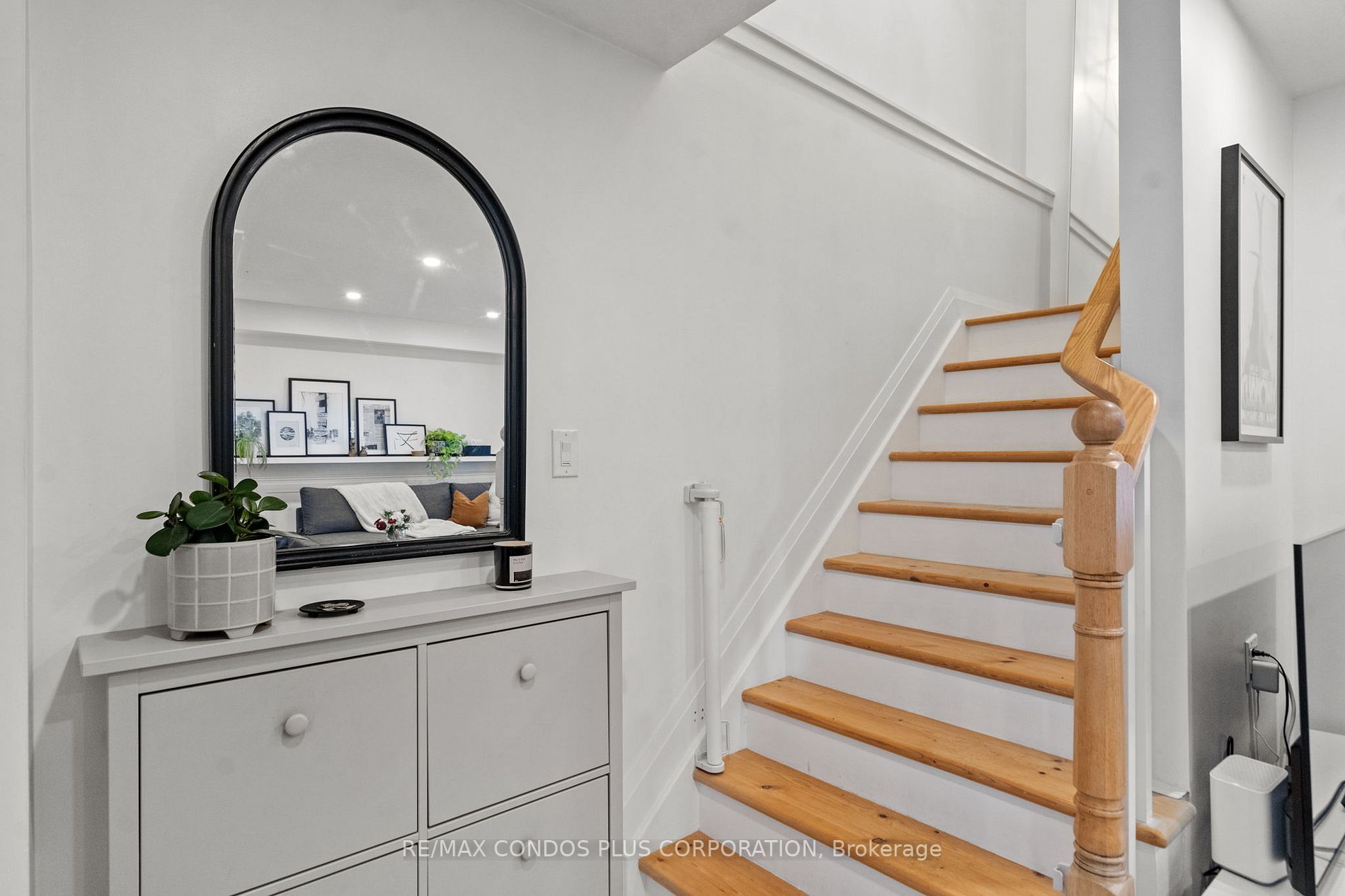 9 Harshaw Rd