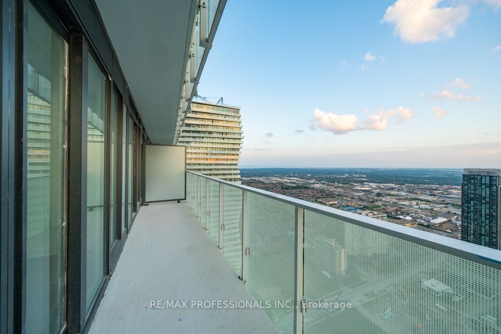 3900 Confederation Parkway, #5208