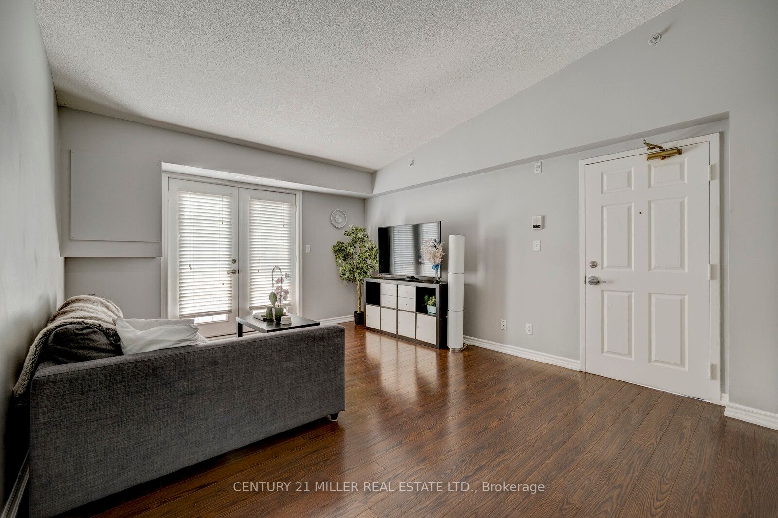 1490 Bishops Gate, #408