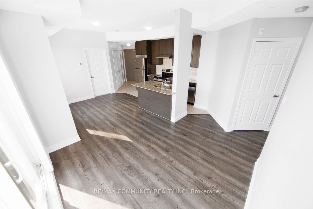 50 SKY Harbour Drive, #406