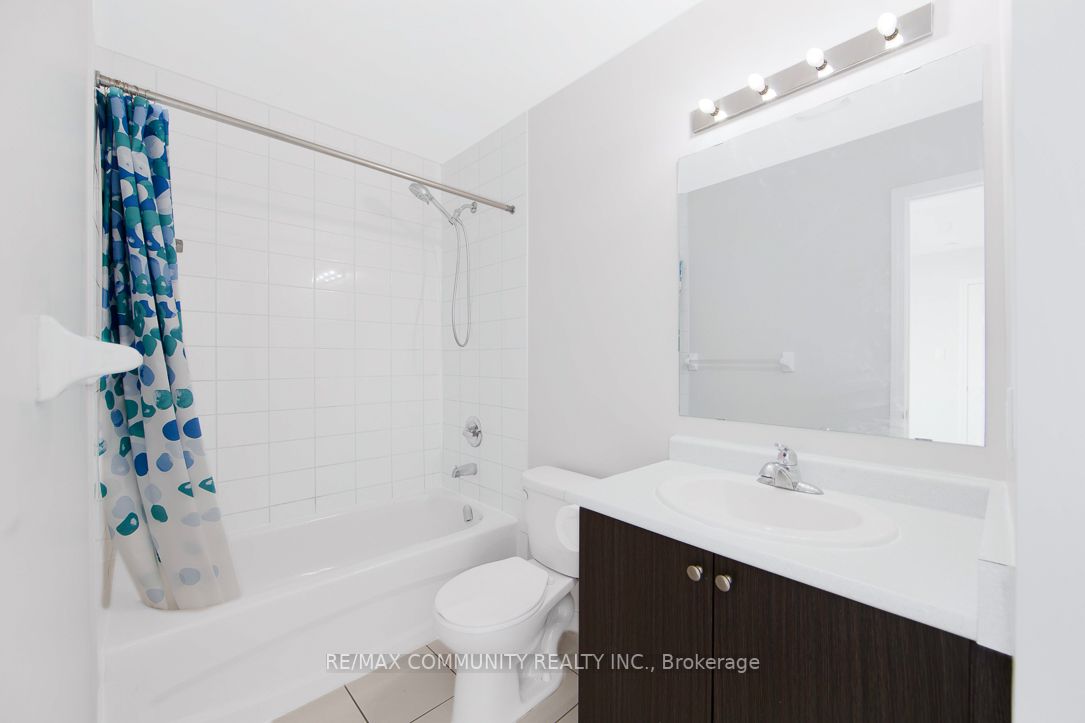 50 SKY Harbour Drive, #406