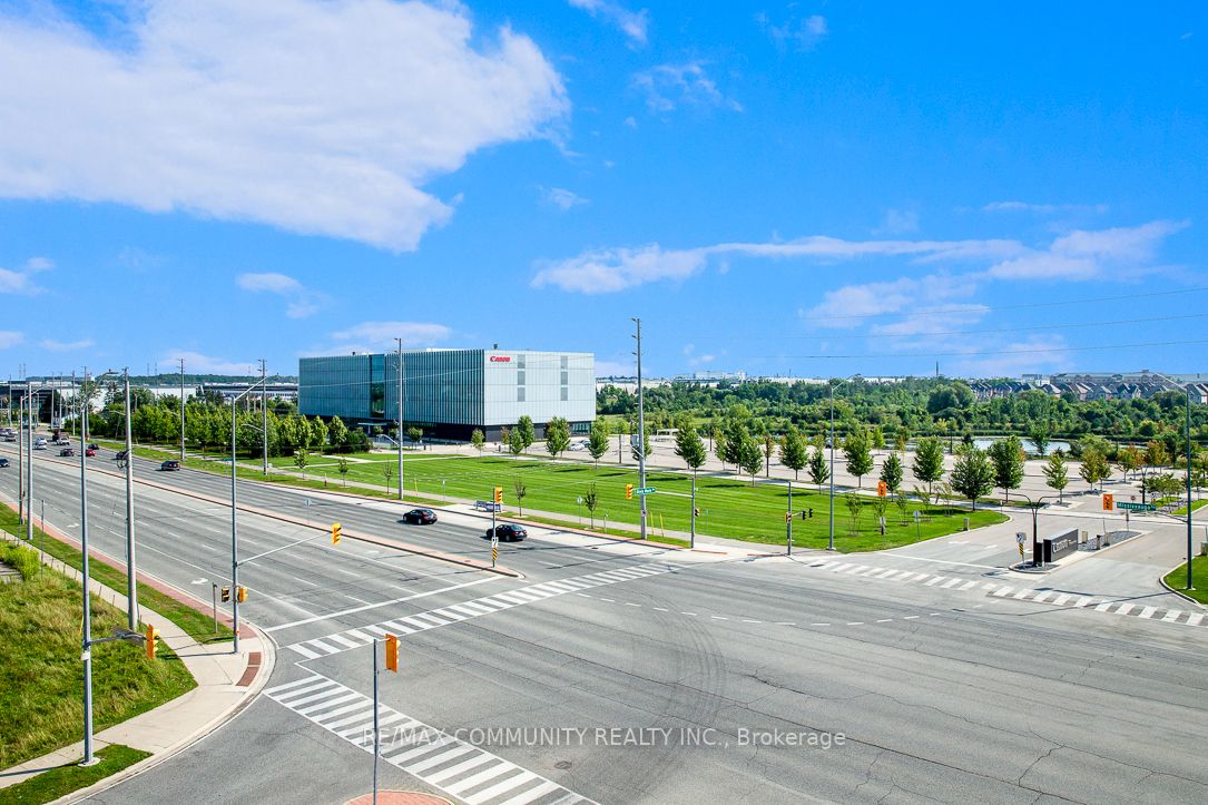 50 SKY Harbour Drive, #406