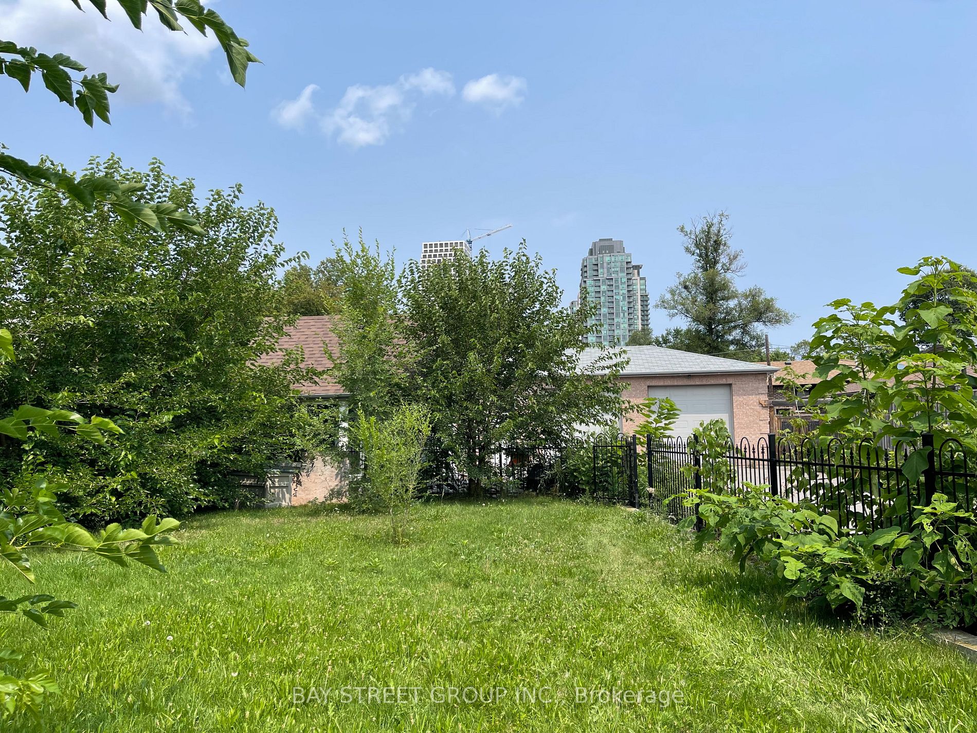 3513 Palgrave Rd