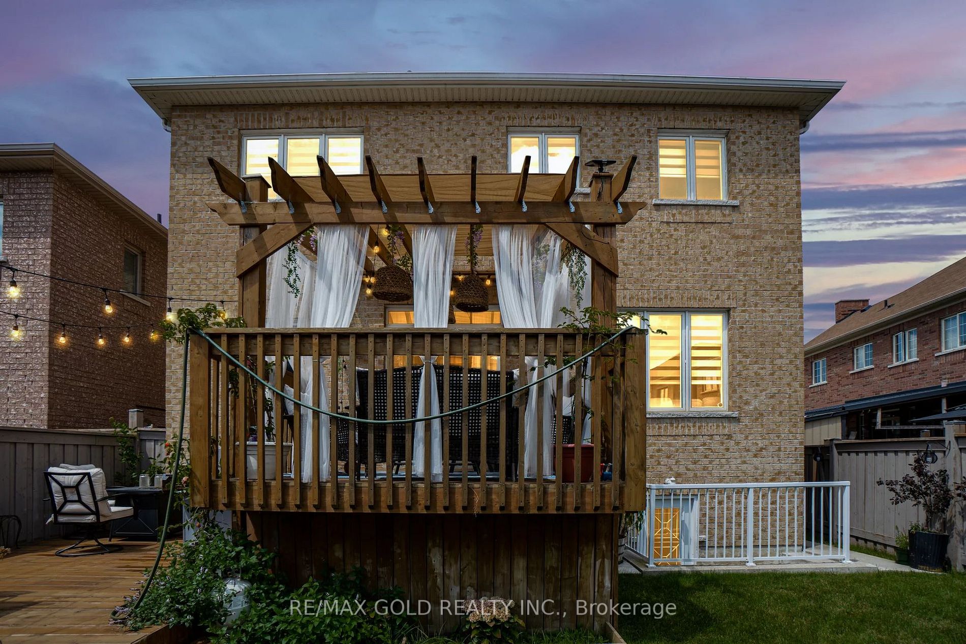 19 Lockport Crescent