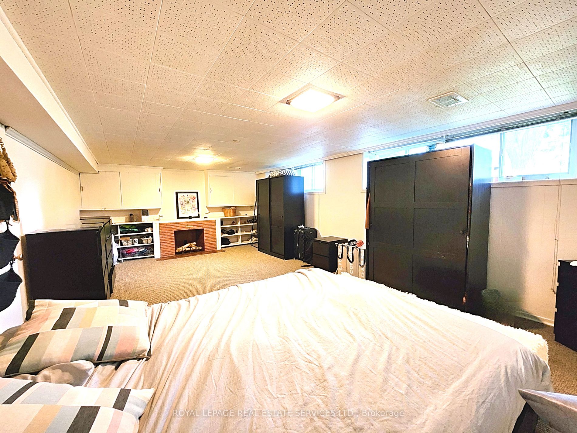 7 Golfwood Heights