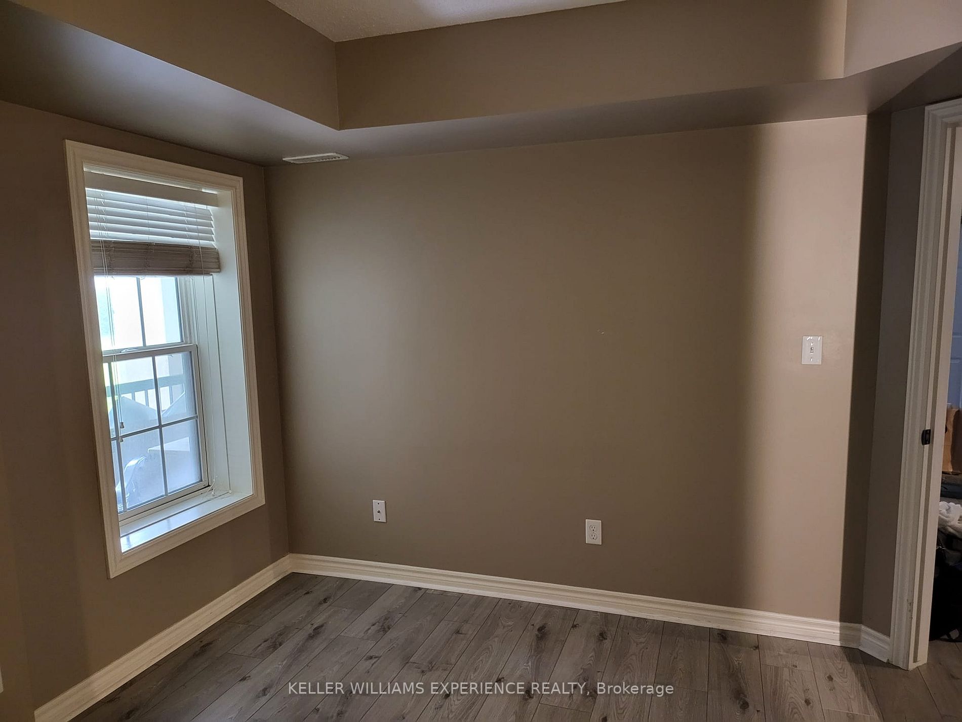 Listing W6740126 - Large Photo # 2