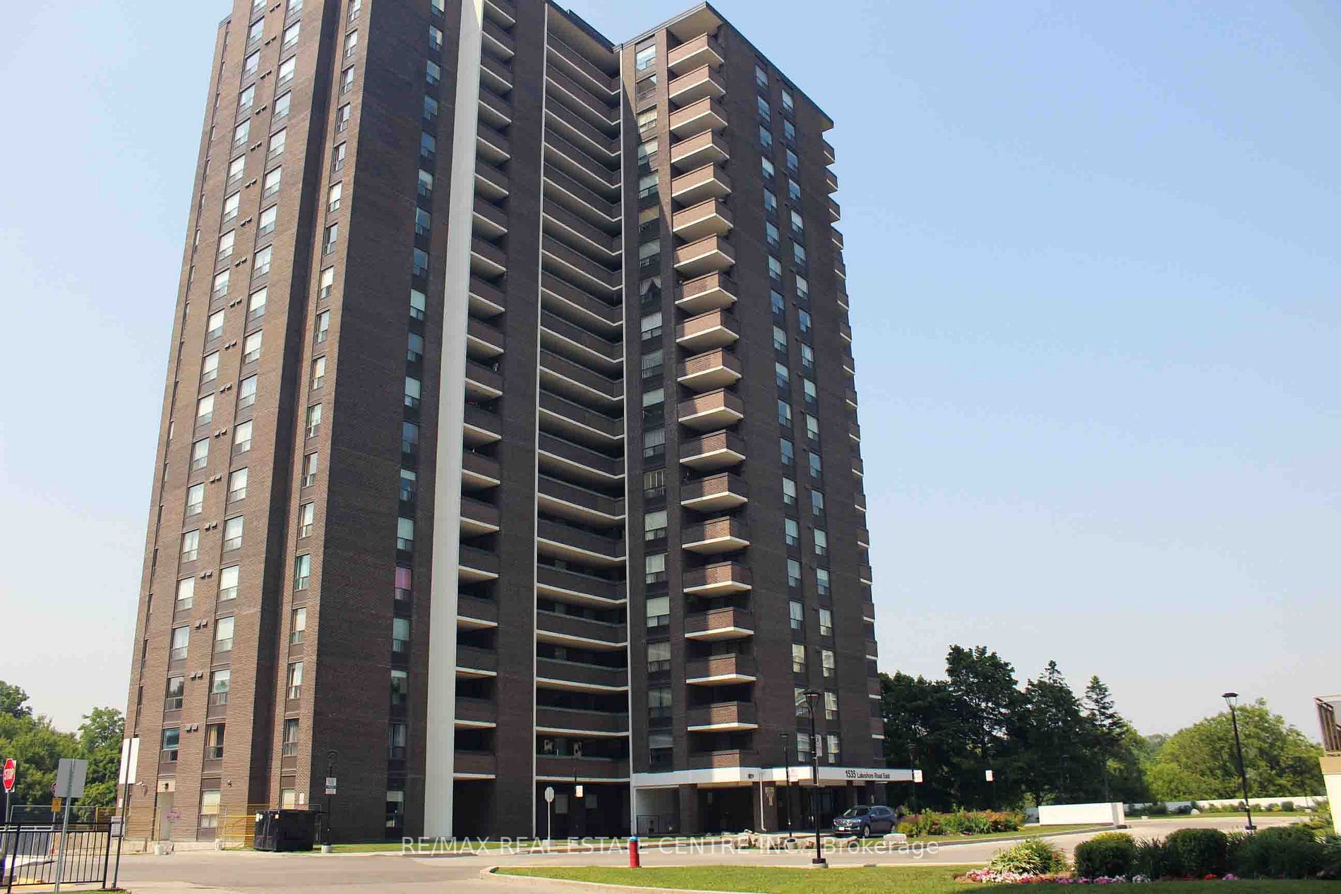 1535 Lakeshore Rd E, #605