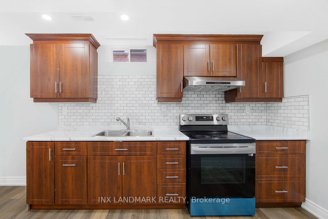 34 Wasaga Rd