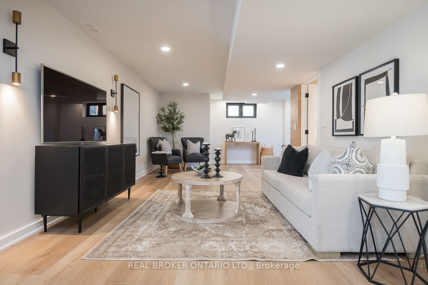 Listing W6740402 - Large Photo # 33