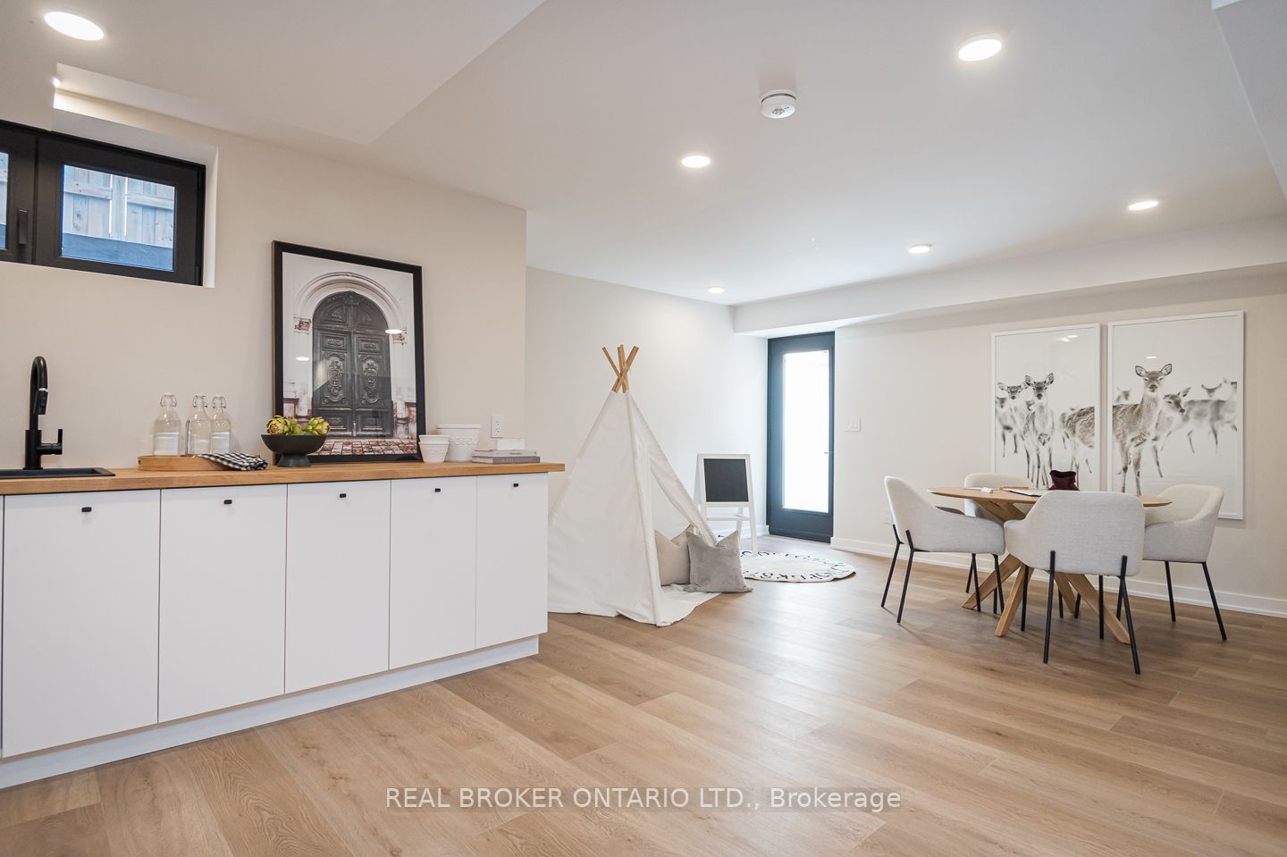 Listing W6740402 - Large Photo # 35