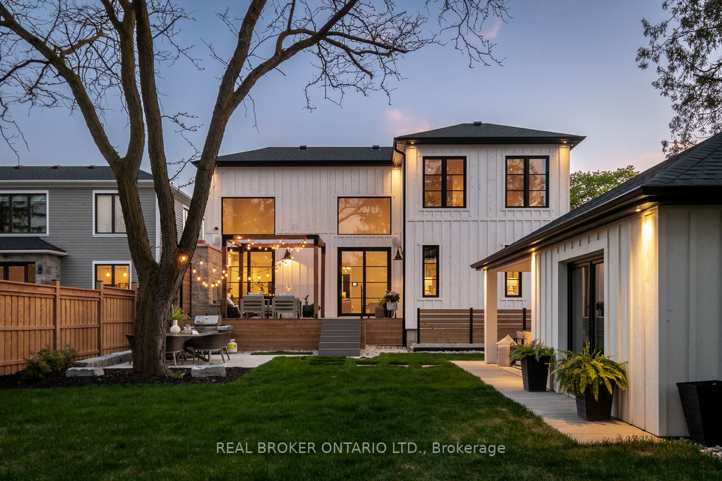 Listing W6740402 - Large Photo # 2