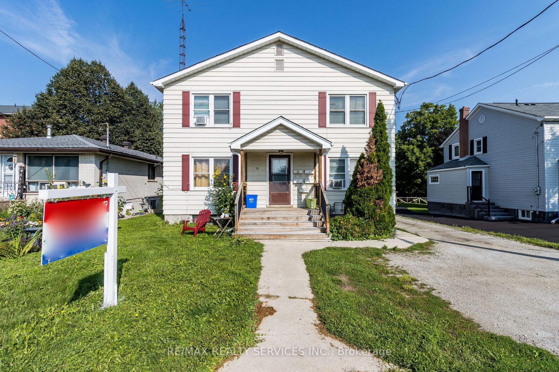 76 Maple Ave