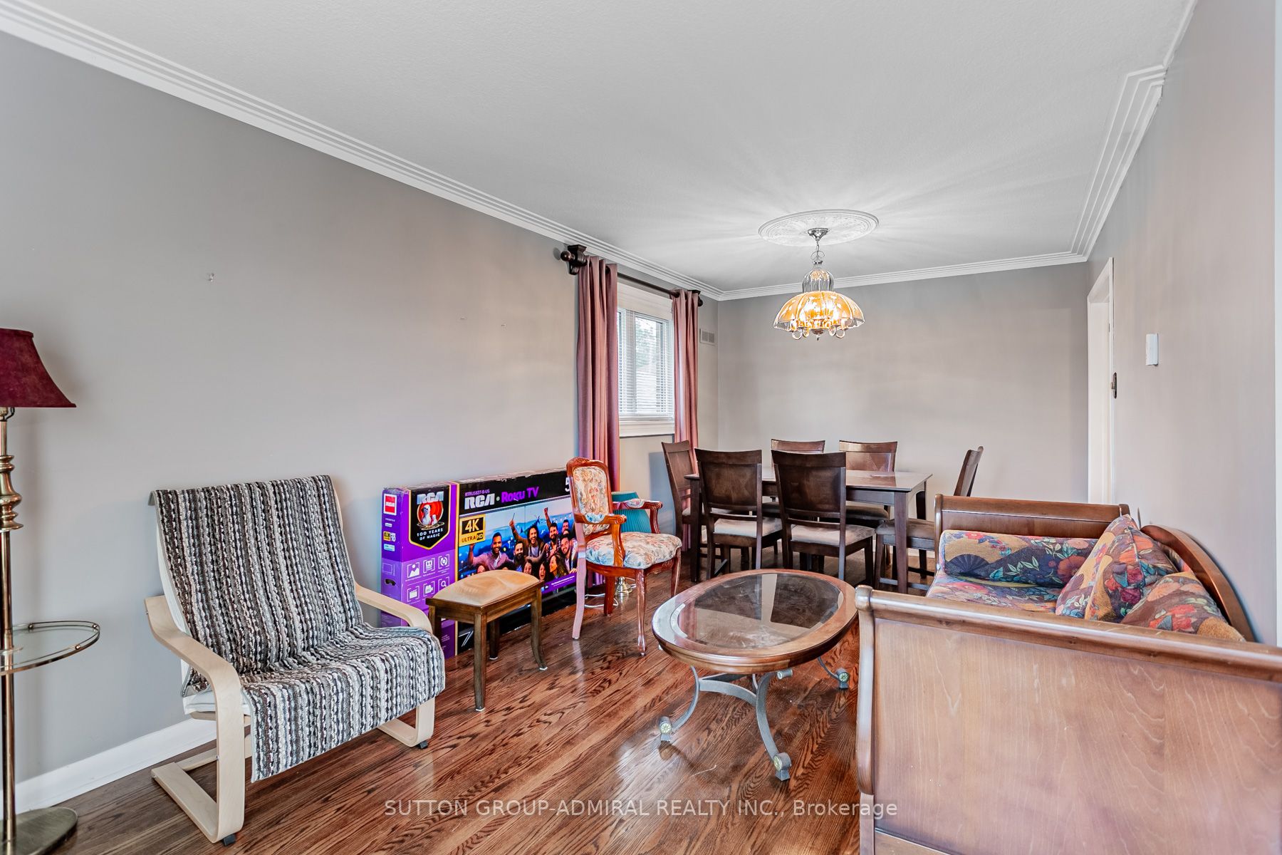 102 Cornwall Rd, #Upper