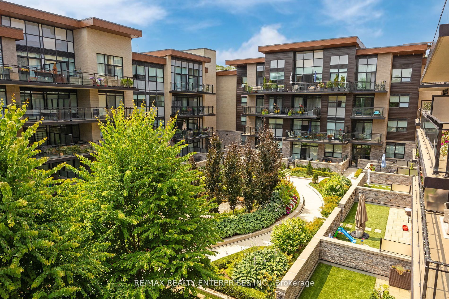 1575 Lakeshore Rd W, #354