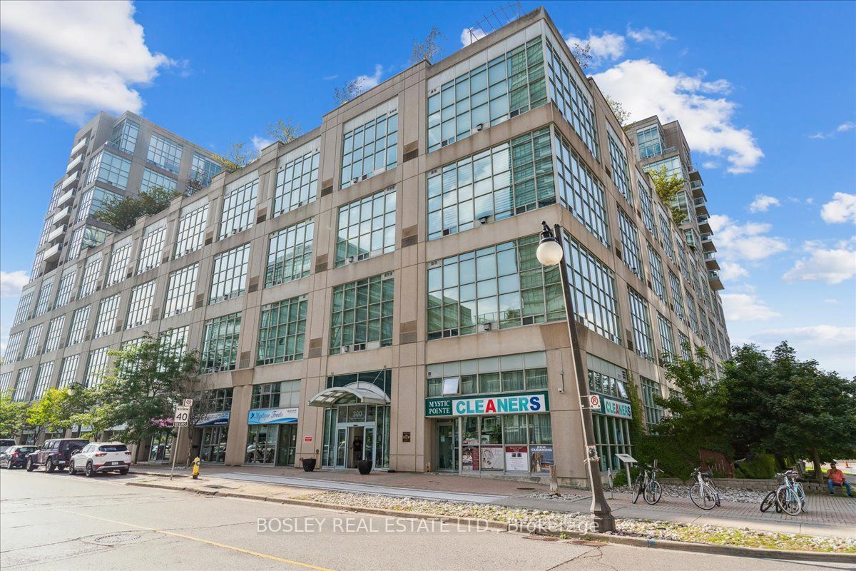 300 Manitoba Street, #215