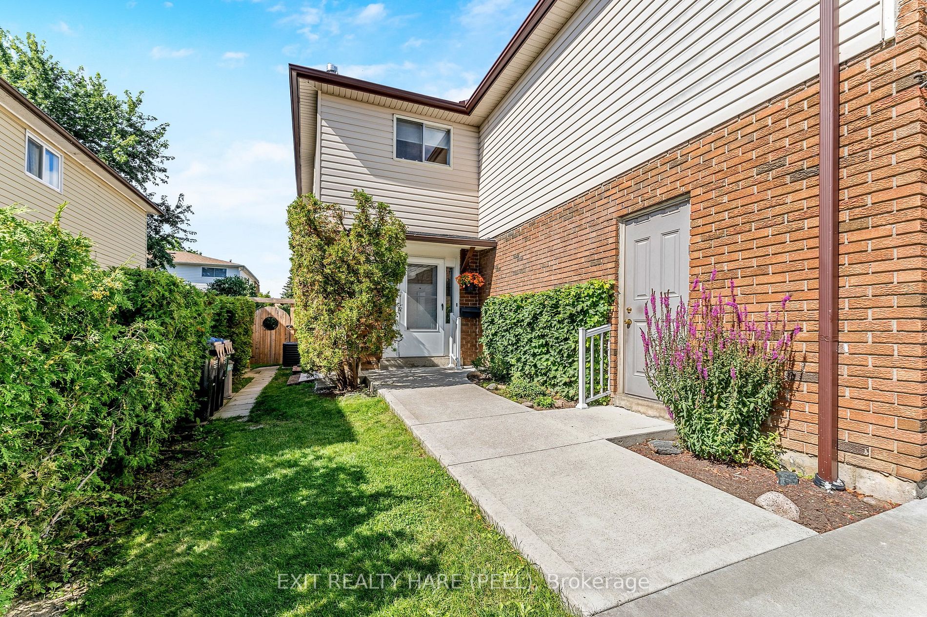 44 Horne Dr