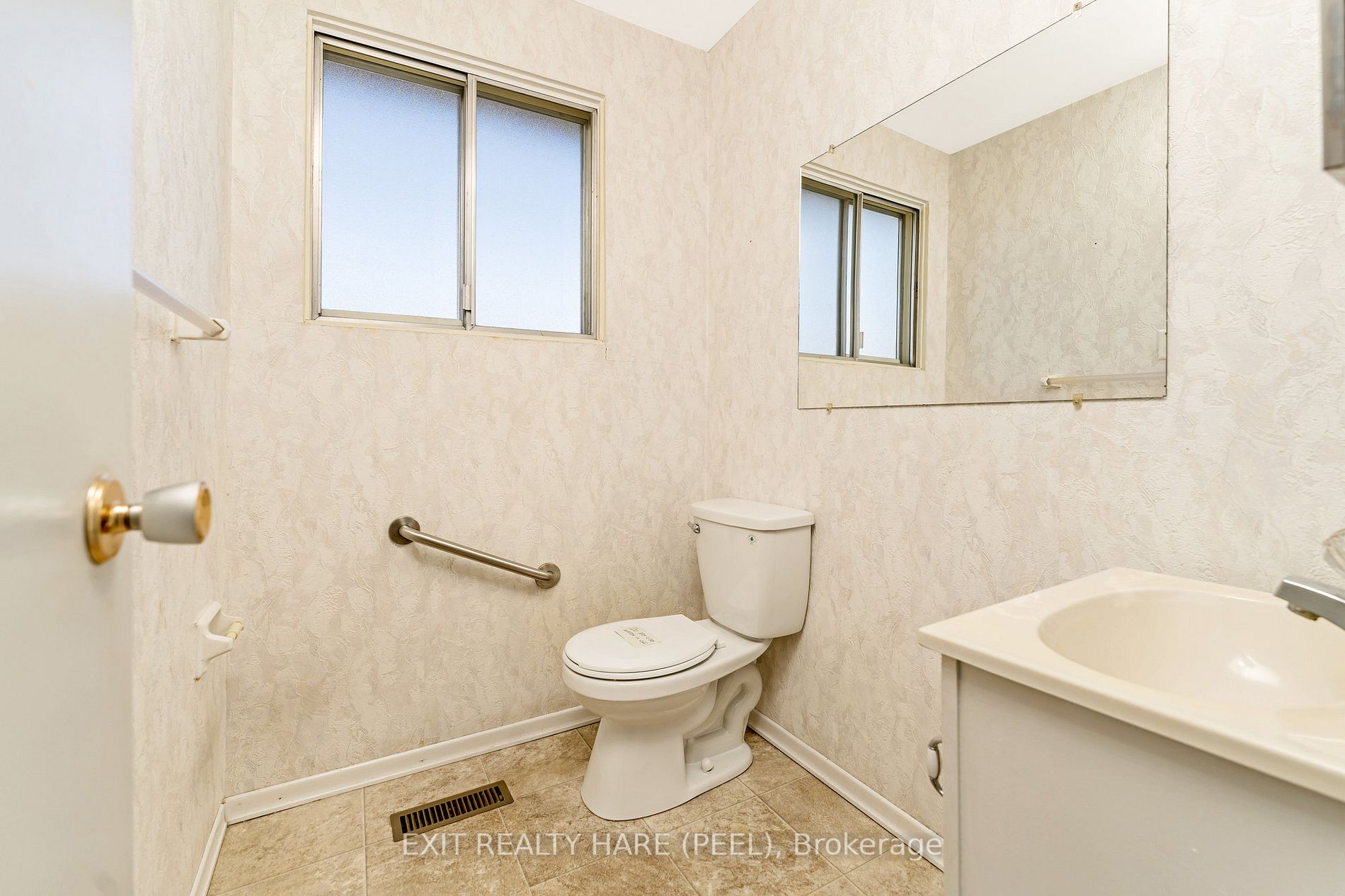 44 Horne Dr