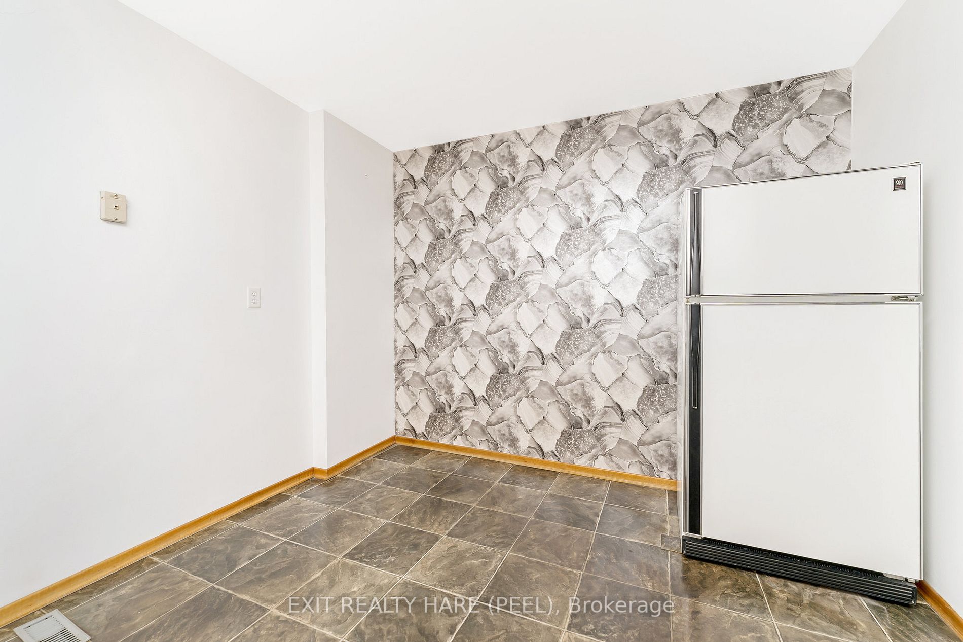 44 Horne Dr
