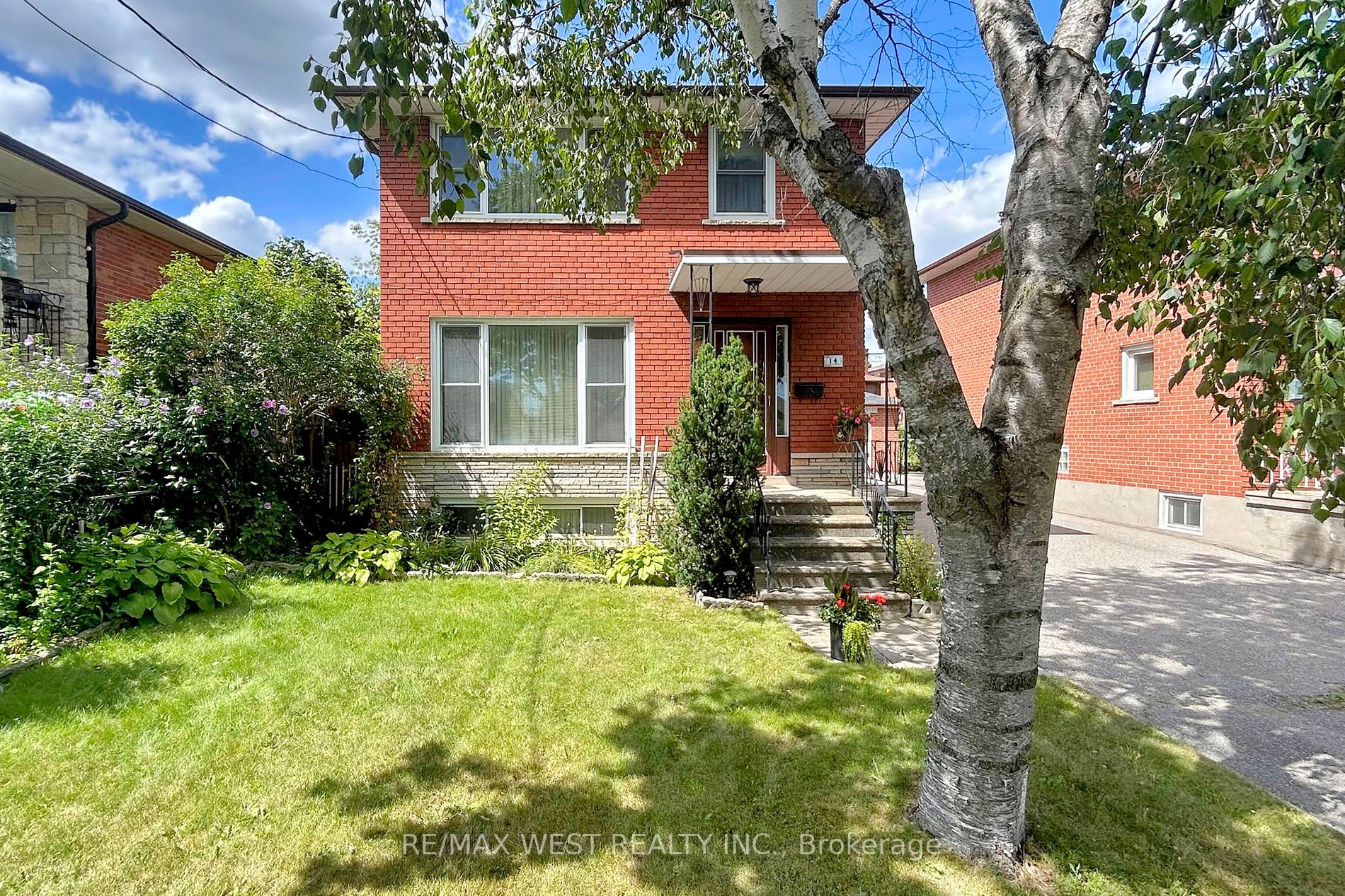 Listing W6741418 - Large Photo # 1