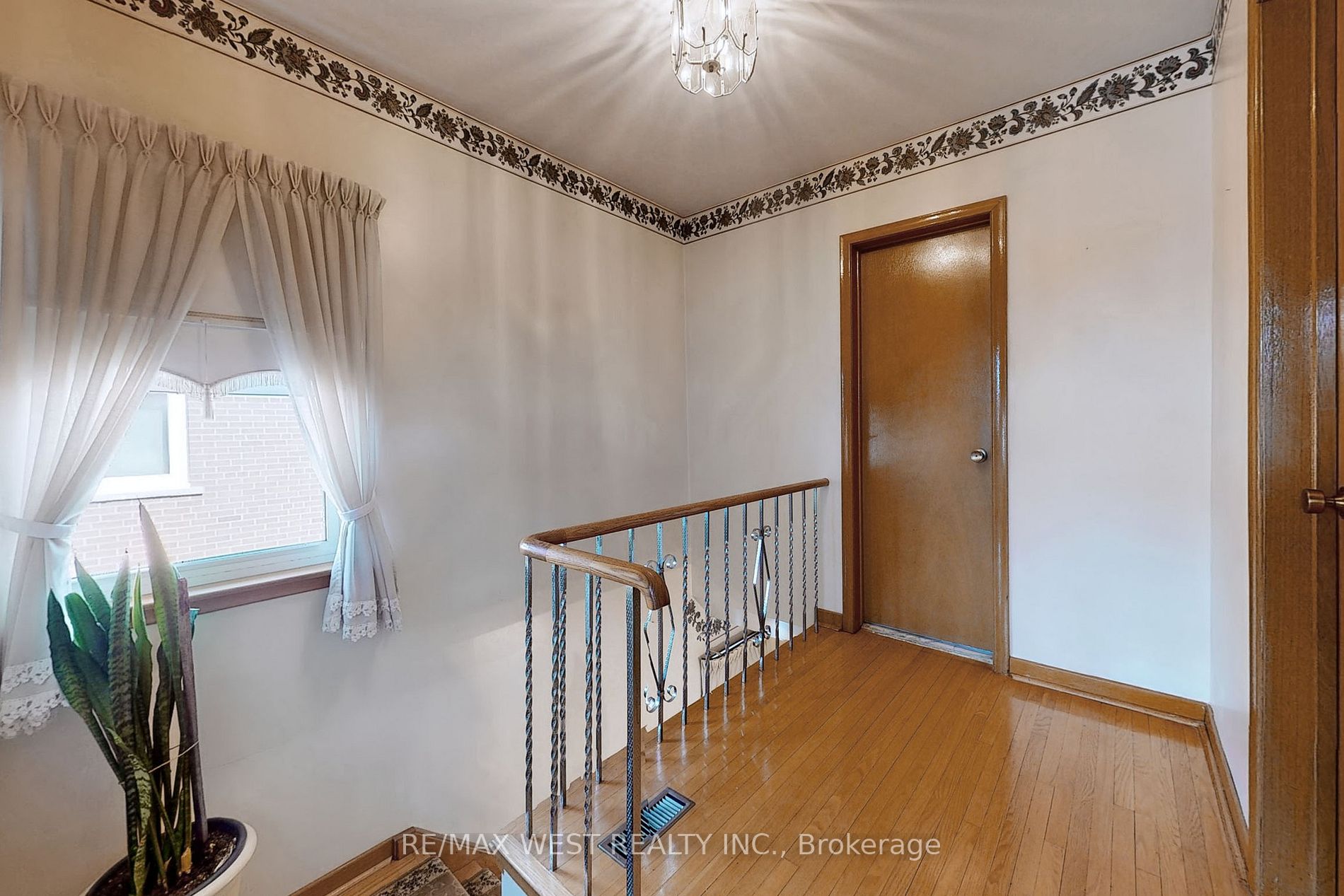 Listing W6741418 - Large Photo # 15