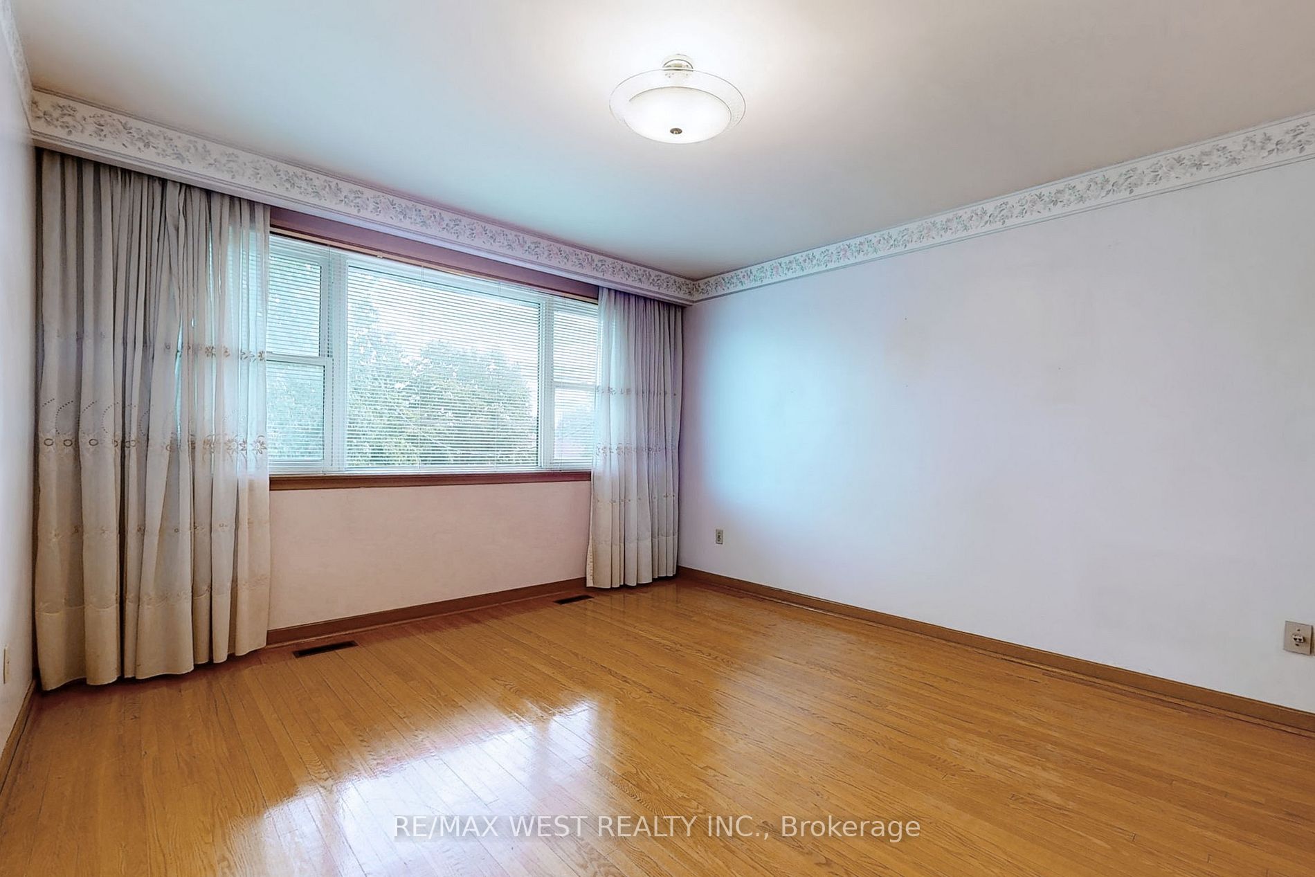 Listing W6741418 - Large Photo # 19