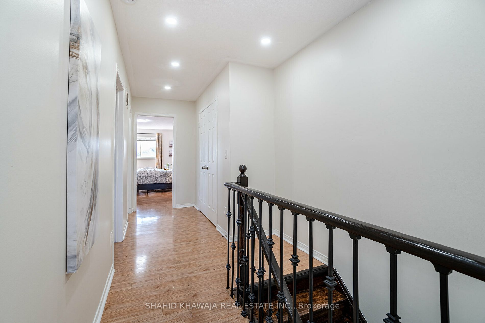 786 Stonebridge Ave