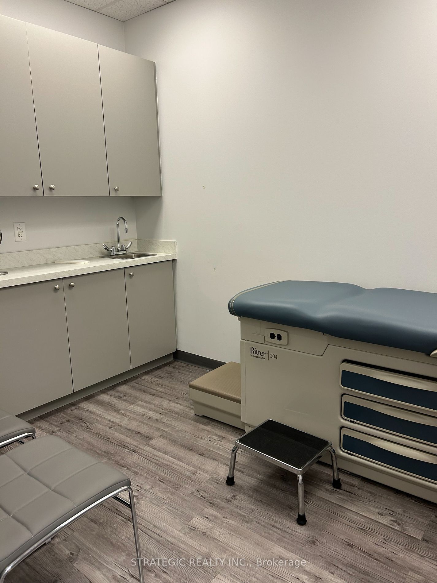 3075 Hospital Gate, #419