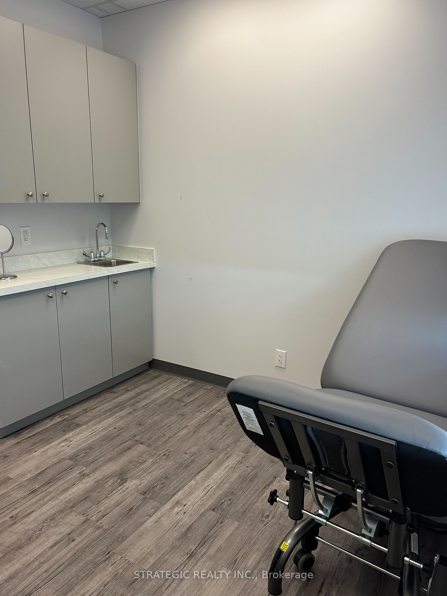 3075 Hospital Gate, #419