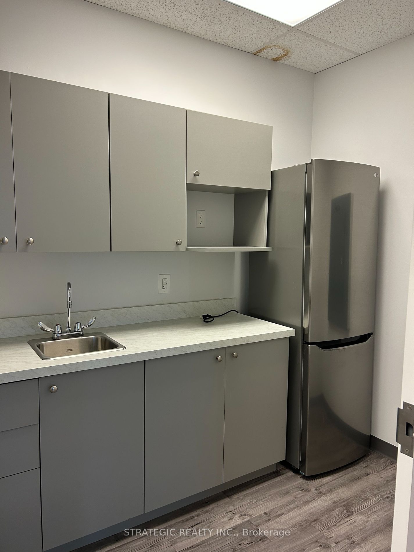 3075 Hospital Gate, #419
