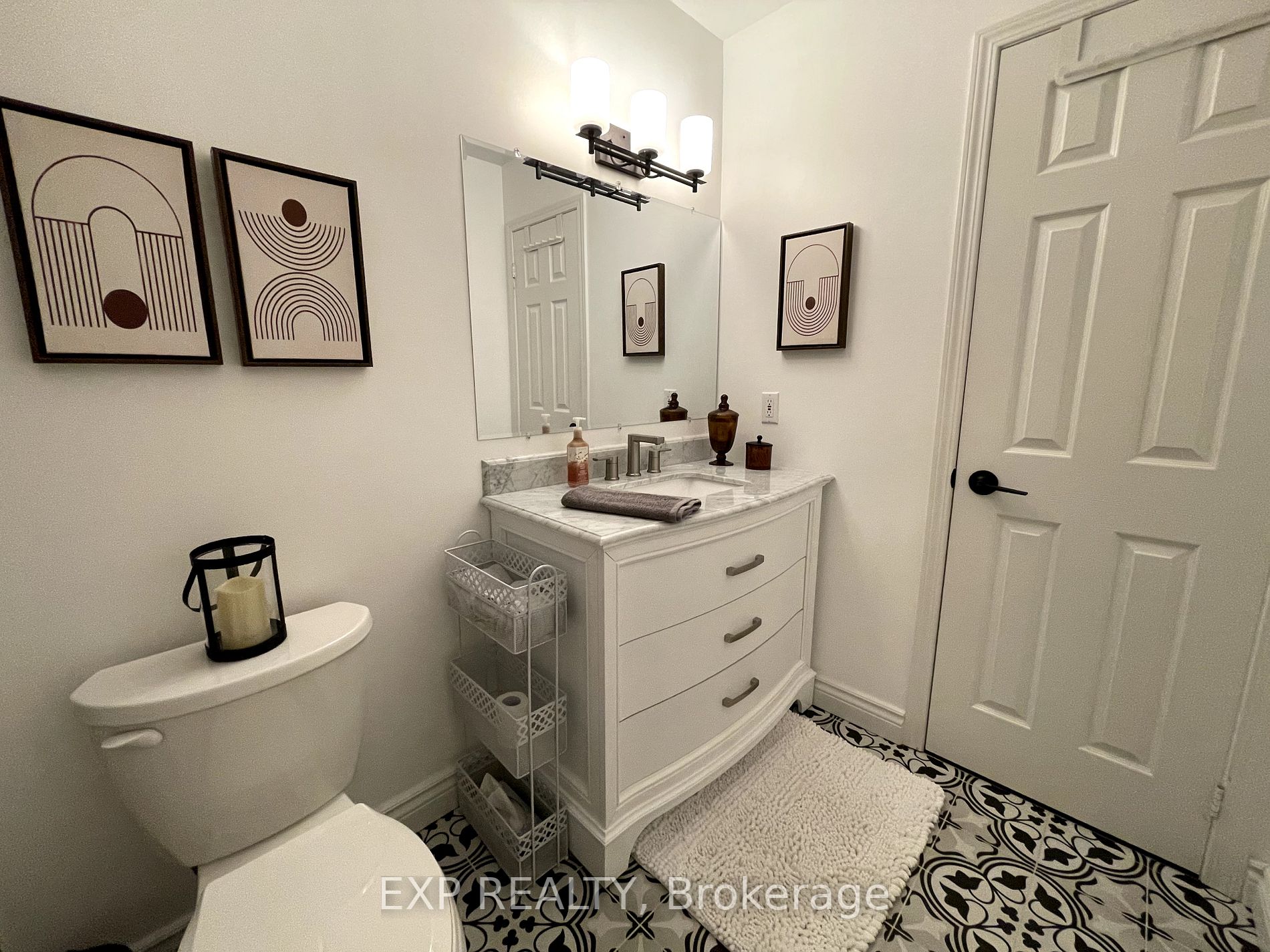 2 Clay Brick Crt, #110