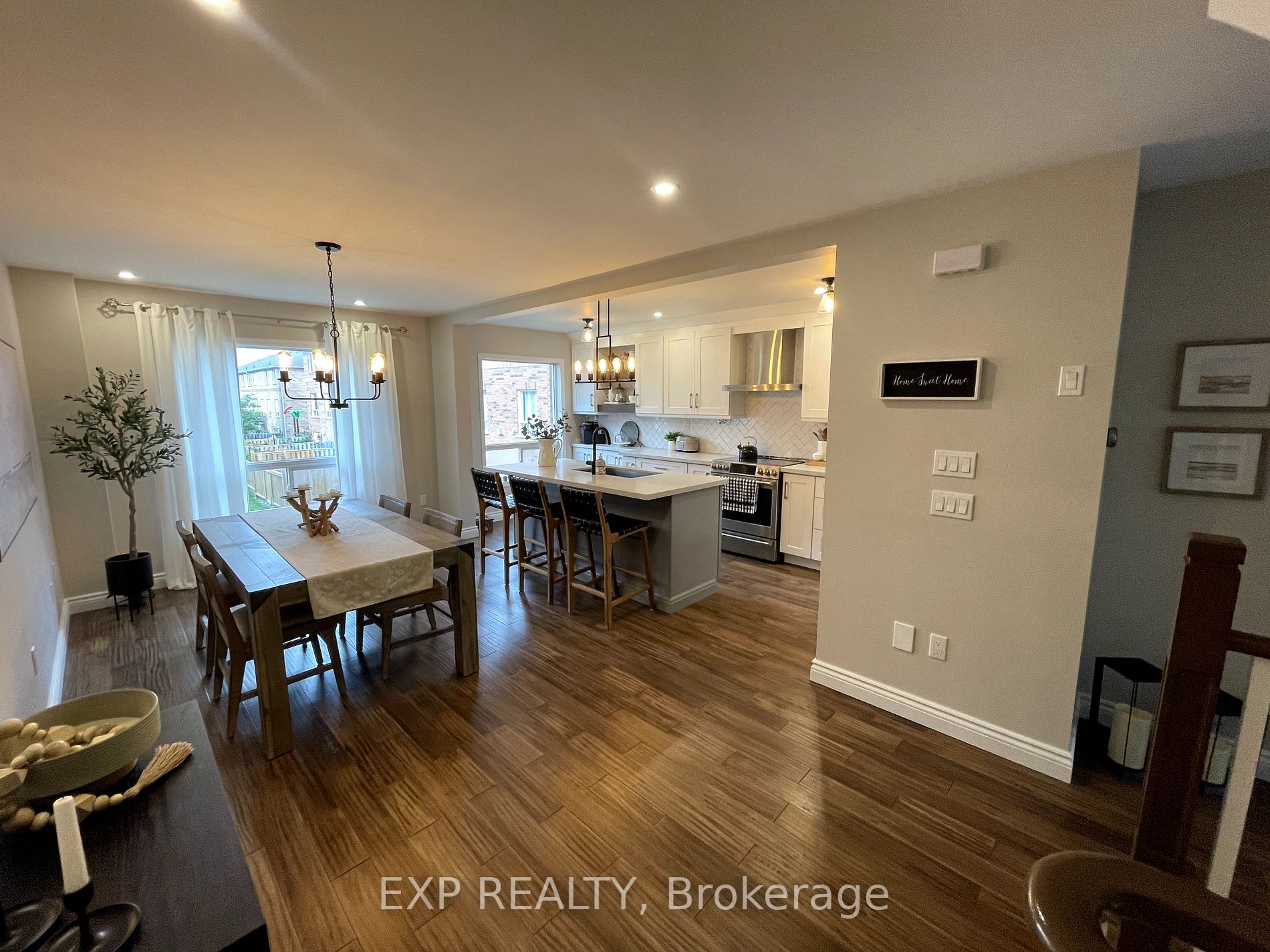 2 Clay Brick Crt, #110