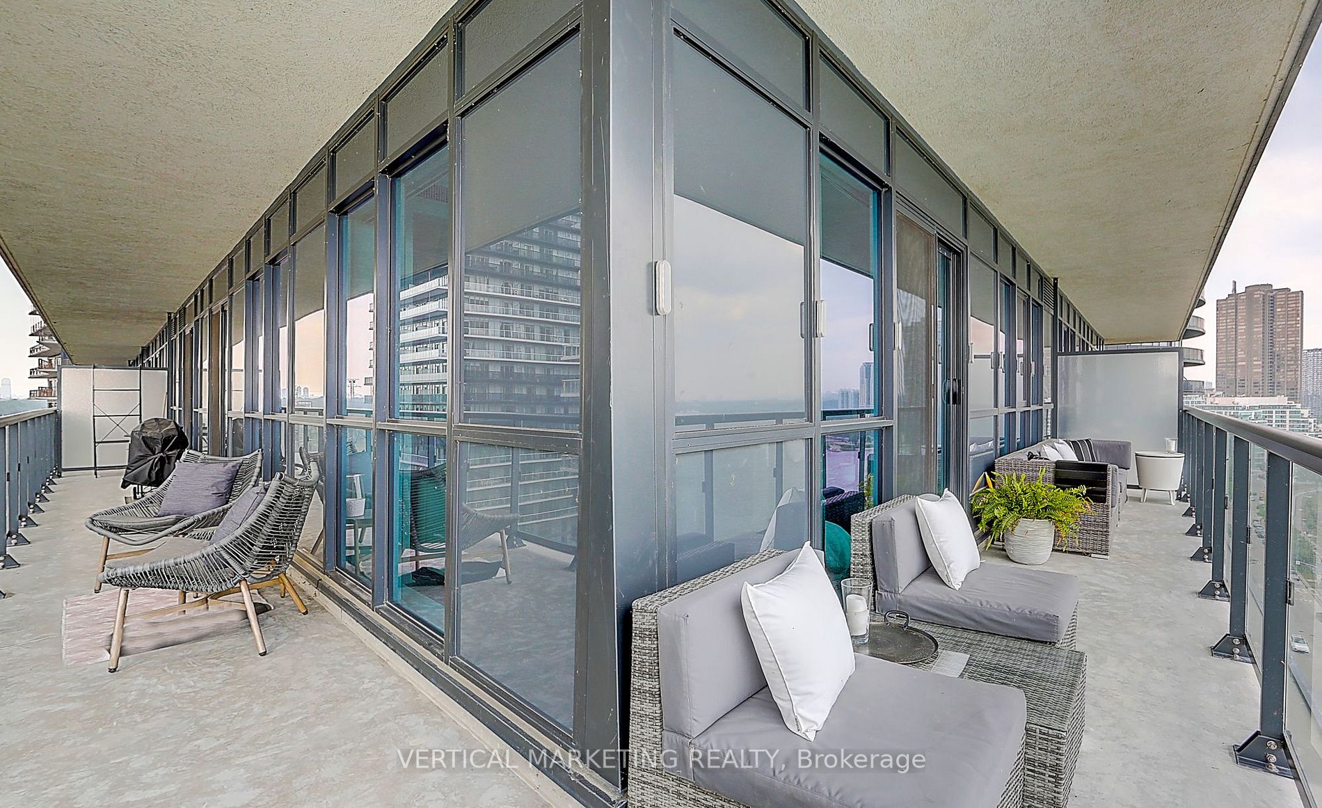 39 Annie Craig Drive, #1416