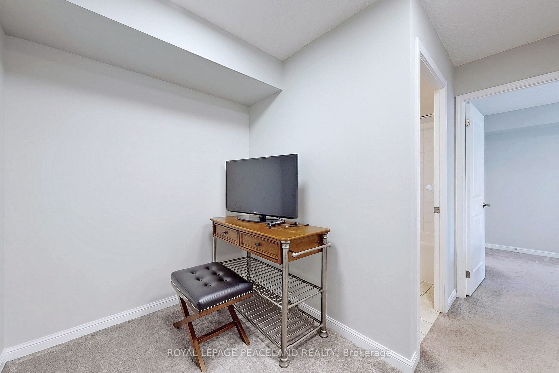 7 Foundry Avenue #117