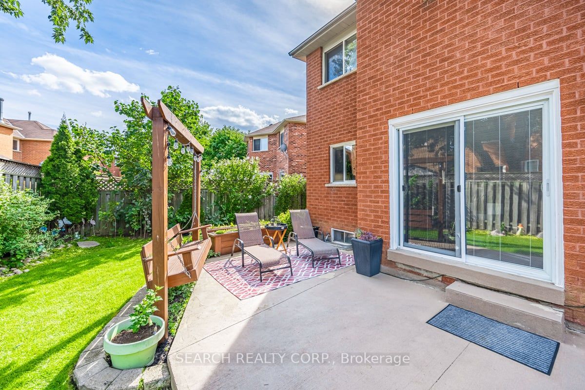 3388 Water Lily Crt