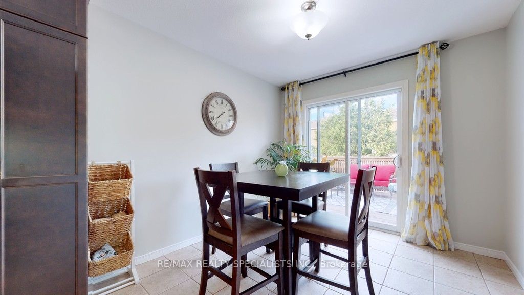 26 Murray Crt