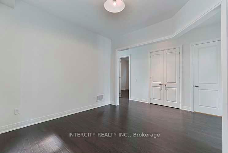 54 Jura Cres