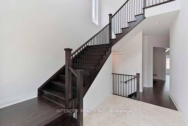 54 Jura Cres