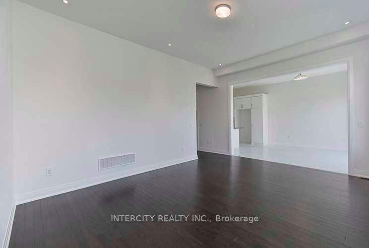 54 Jura Cres