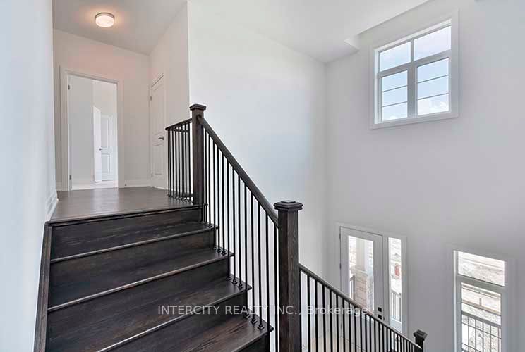 54 Jura Cres
