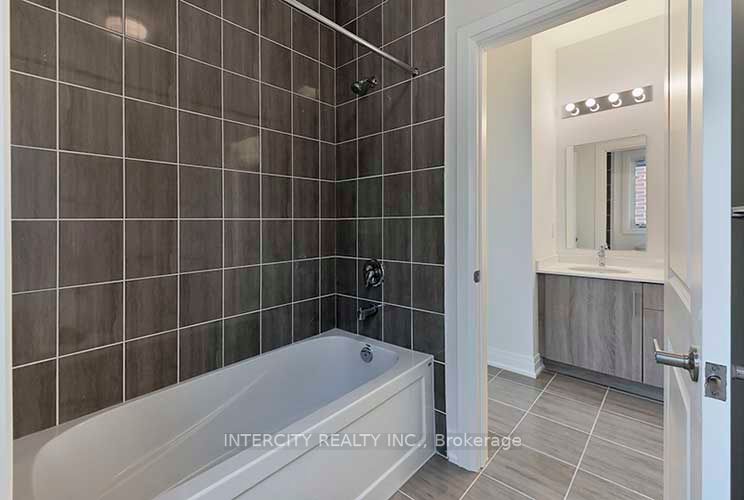 54 Jura Cres