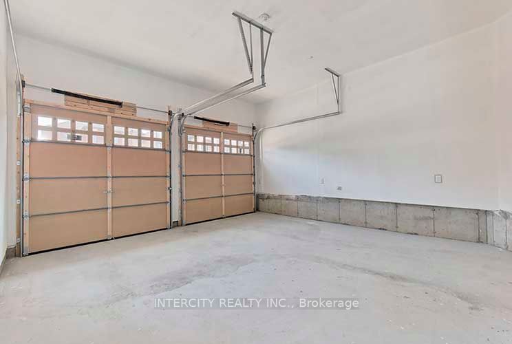 54 Jura Cres