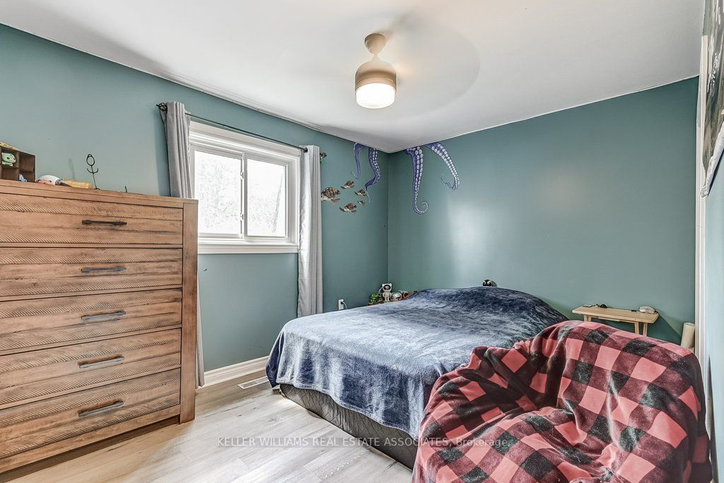 95 Avonmore Crescent