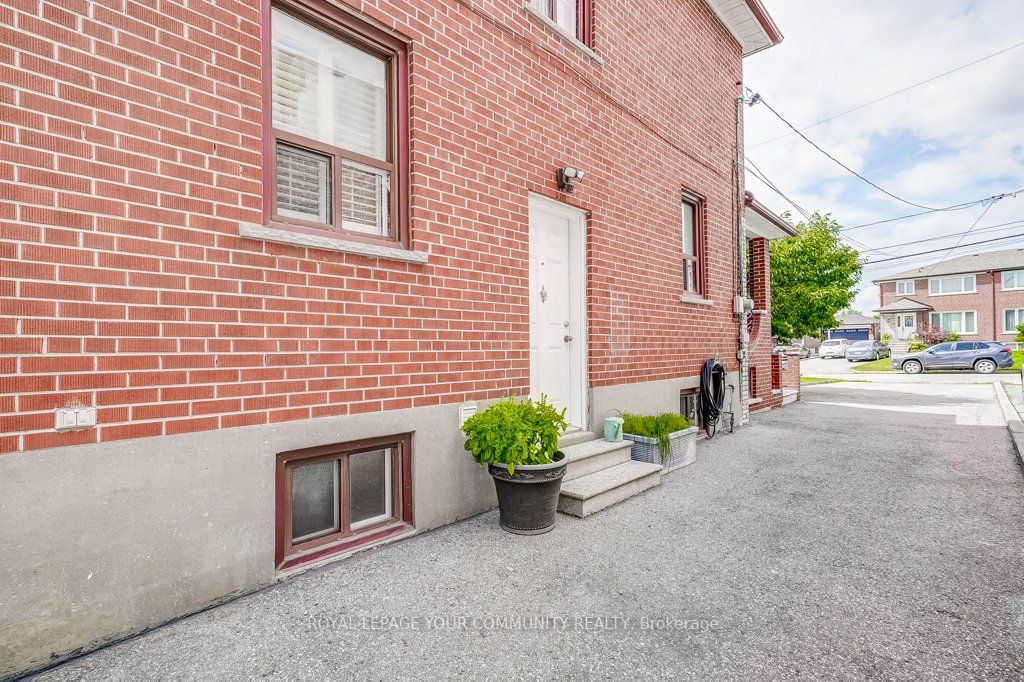 31 Donofree Rd