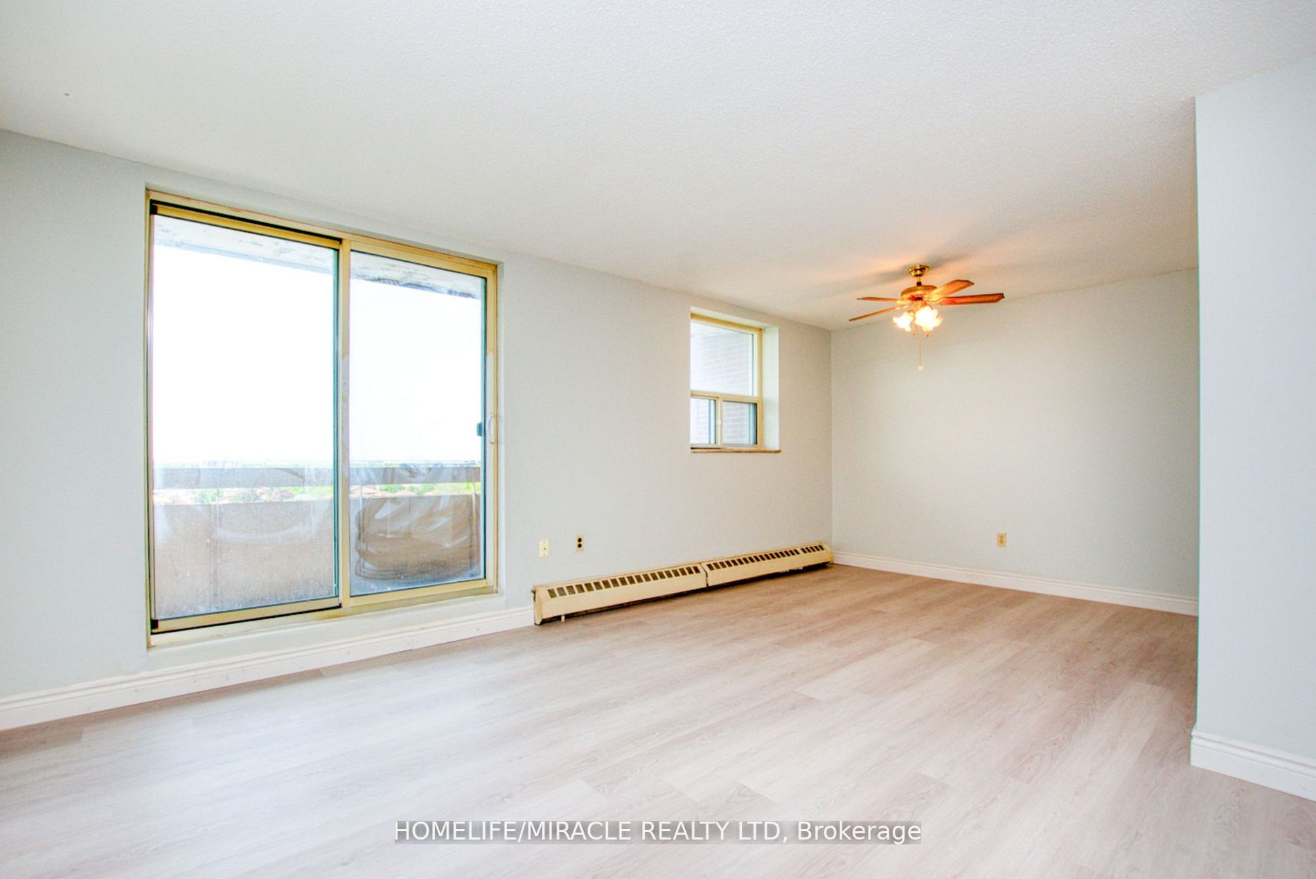 3533 Derry Road E, #801